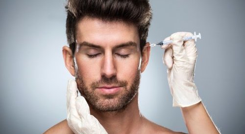 De plus en plus d'hommes ont recours aux injections de Botox