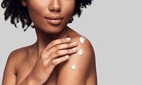 Skincare : « La R&D ne prend pas assez en compte les peaux foncées »