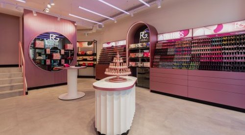 La marque néerlandaise de vernis à ongles Pink Gellac s'installe rue de Rivoli